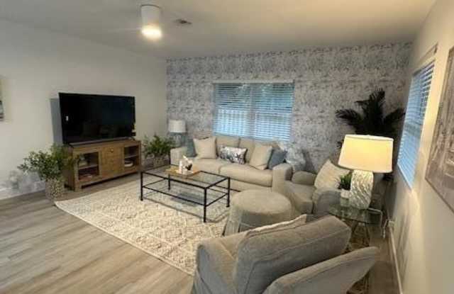 522 Eastwind Drive Gallery 3