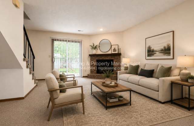 3549-3555 NE Independence Cir Gallery 3