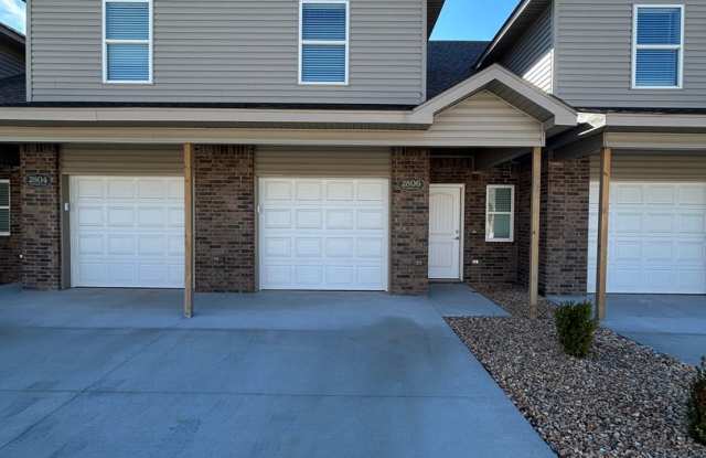 Modern New-Build Townhome with 3 Bedrooms, 2.5 Baths  1-Car Garage photos photos