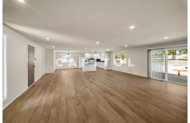 6417 Congressional Drive Southeast Gallery 3