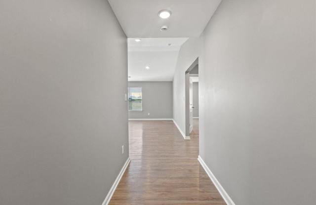 161 Candy Apple Lane Gallery 2