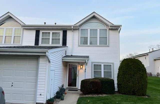 45 Indian Trace - 45 Indian Trce, Kings Park, NY 11754