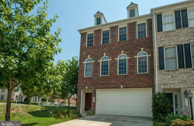 8417 CHAUCER HOUSE CT - 8417 Chaucer House Court, Lorton, VA 22079