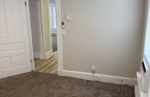 1519 Lynn Avenue - B Gallery 4