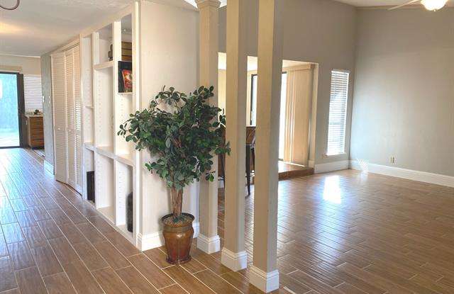 320 Park Meadow Way Gallery 3