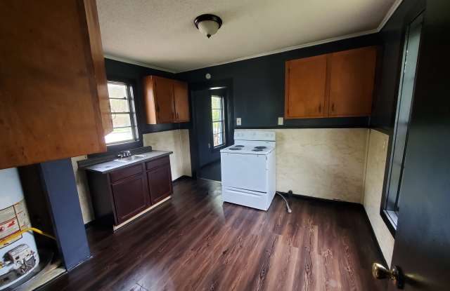 629 Howard St photos photos