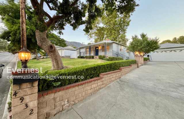 4932 La Crescenta Avenue photos photos