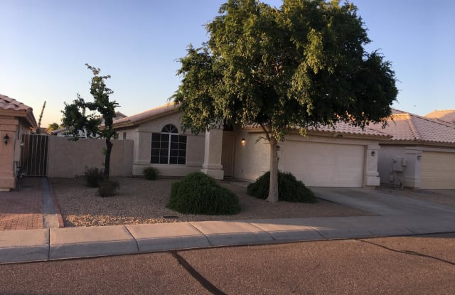 3408 E KRISTAL Way - 3408 East Kristal Way, Phoenix, AZ 85050