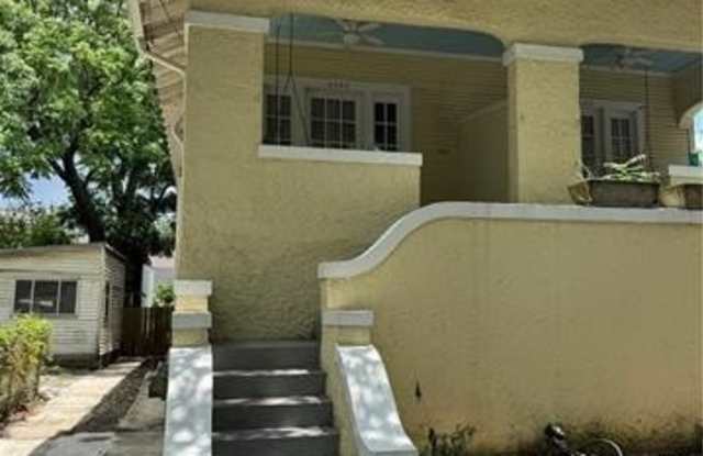 2527 PALMER Avenue photos photos