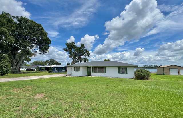 Lakefront Living + Seaplane Views on Lake Jessie photos photos