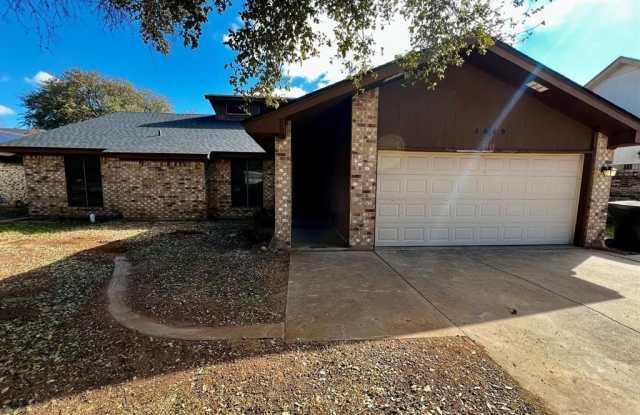 4649 Oak Knoll Street photos photos