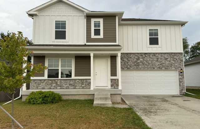 ✨ Price Drop! Spacious 4-Bedroom Home in Prime Waukee Location – Now Just $1,995/Month! photos photos ✨ Price Drop! Spacious 4-Bedroom Home in Prime Waukee Location – Now Just $1,995/Month! photos photos