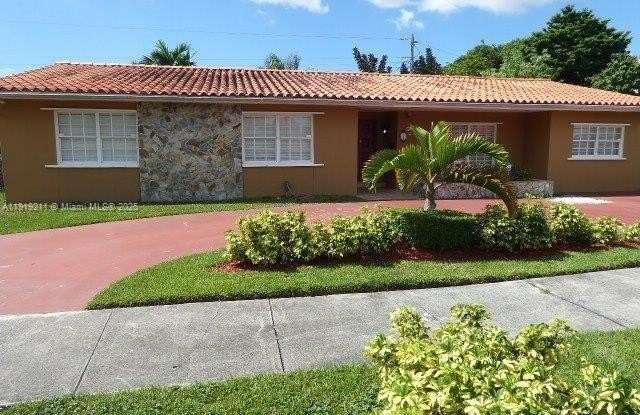 960 SW 95th Ave - 960 Southwest 95th Avenue, Westchester, FL 33174