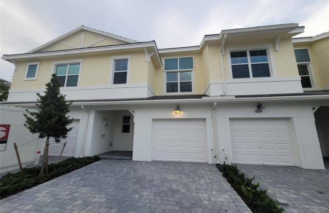 621 Parsons Way - 621 Parsons Way, Deerfield Beach, FL 33442