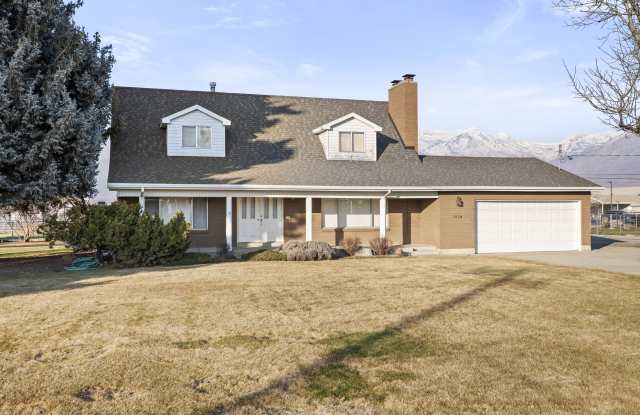 5920 W 10400 N St photos photos