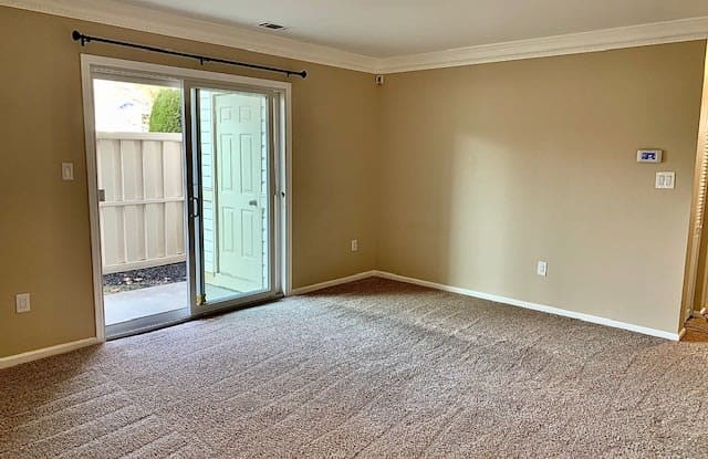 411 Steeplechase Ct - 411 Steeplechase Ct, Gloucester County, NJ 08096