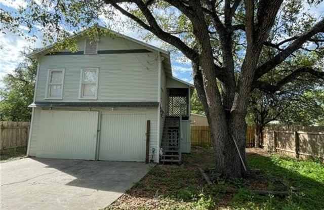 715 1/2 W Richard Avenue photos photos 715 1/2 W Richard Avenue photos photos