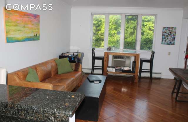 101 Prospect Park Southwest Gallery 2
