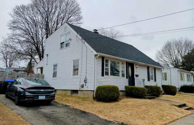 ****Providence/North Providence Line - Single Family - $3,095**** photos photos