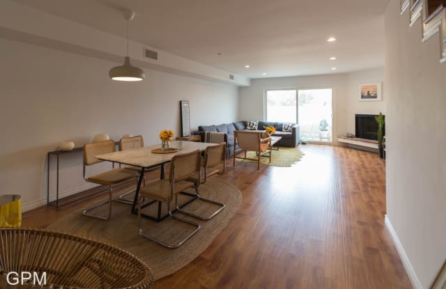 527 E Cypress Ave Unit C - 527 E Cypress Ave, Burbank, CA 91501