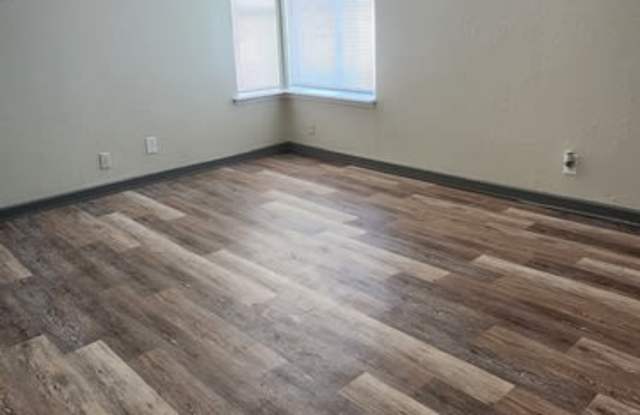 8900 N. Olie Ave. - K24 Gallery 2
