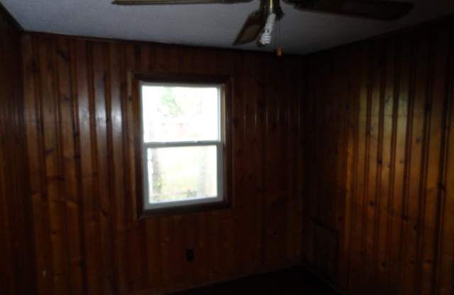 322 Old Shaw Rd. Gallery 4