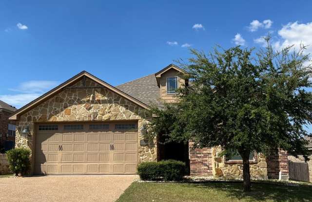 AVAILABLE NOW: 3 bedroom house photos photos AVAILABLE NOW: 3 bedroom house photos photos