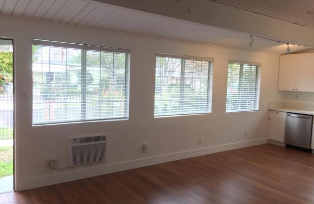 8601 Cantaloupe Avenue Gallery 3