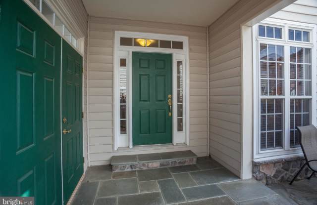 40421 MILFORD DRIVE Gallery 2