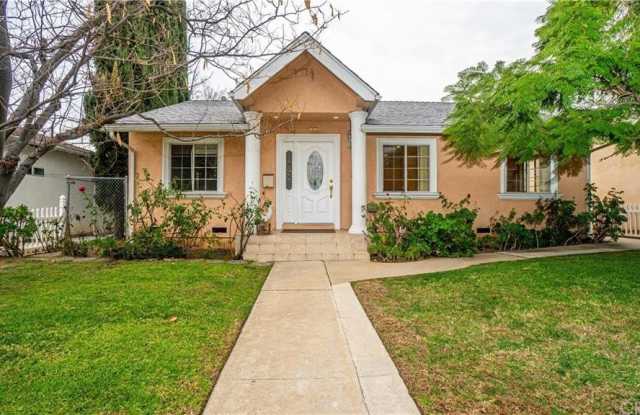 5676 Lindley Avenue - 5676 Lindley Avenue, Los Angeles, CA 91316