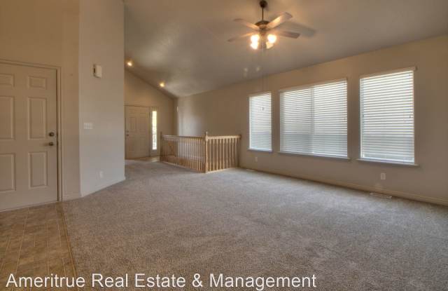 4136 North Plymouth Rock Cove Gallery 2