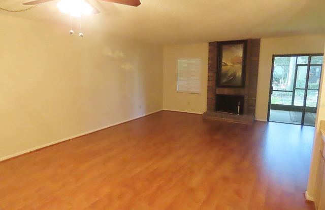14 ESCONDIDO COURT Gallery 3