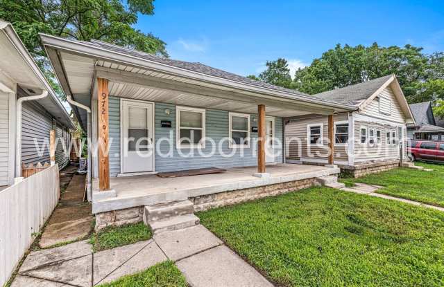 Affordable Comfort  Style Near Downtown Indy! photos photos