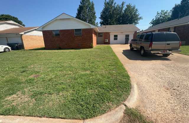 Huge 7 Bedroom House Available photos photos