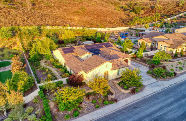 5 Bedroom Resort-Style Estate with Pool, Spa  RV Parking photos photos