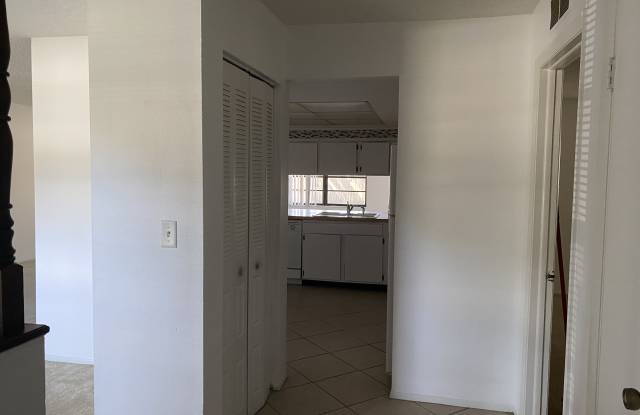 15409 Timberline Dr Gallery 3