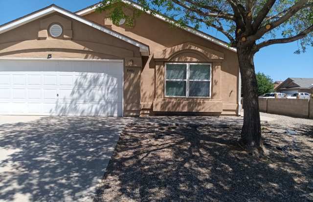 3 Bedroom, 2 Bathroom Home! Schedule a Showing Soon! photos photos
