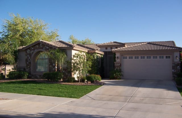 2205 W Darrel Road - 2205 West Darrel Road, Phoenix, AZ 85041