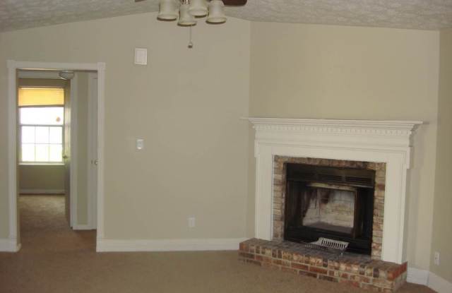 223 Suncrest Dr. Gallery 3