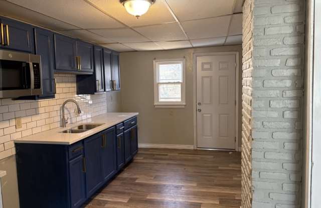 106 Gallatin Avenue photos photos