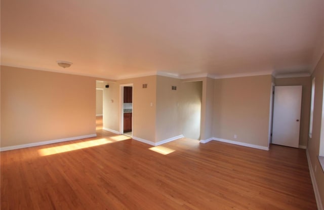 7321 Tulane Avenue Gallery 2