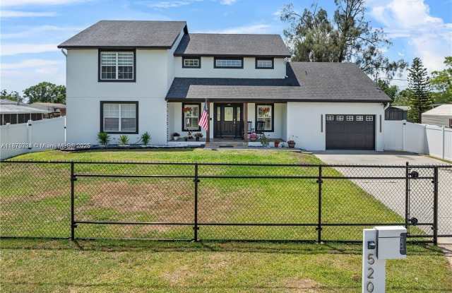 5208 Oakdale Rd photos photos