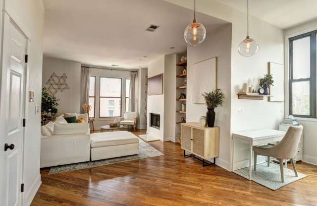 1365 W Erie Street - 1365 West Erie Street, Chicago, IL 60642