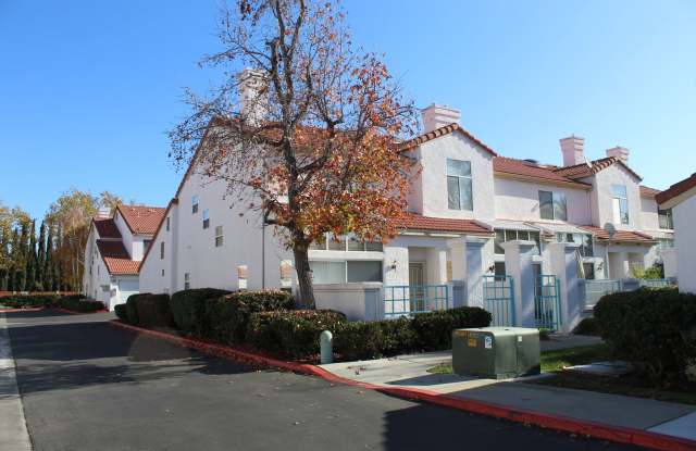 Gated Community~$2,595~ 2 Bed/2.5 Bath End Unit Townhome. photos photos
