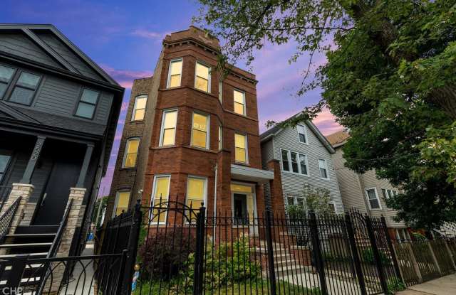 2524 North Campbell Avenue - 2524 North Campbell Avenue, Chicago, IL 60647