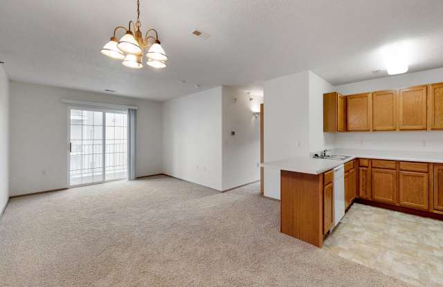 Platinum Valley Apartments Gallery 2