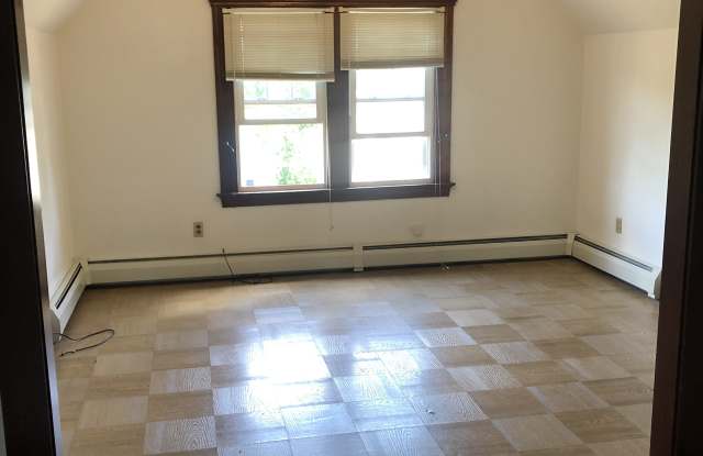 95 North Whittlesey Avenue photos photos