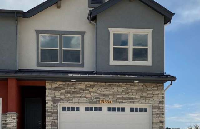 Flying Horse Luxury 4 Bed Townhouse with Mt. Views - 13334 Positano Point, Colorado Springs, CO 80921