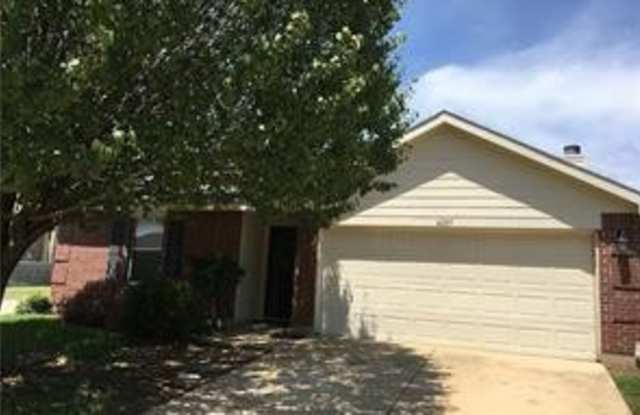 6825 Meadow Way Lane - 6825 Meadow Way Lane, Fort Worth, TX 76179