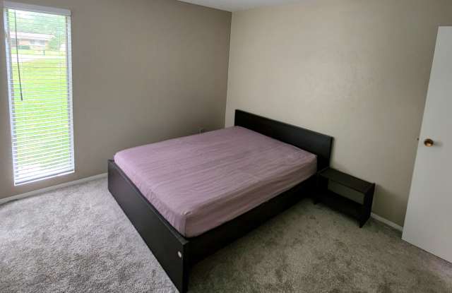 53120 Fox Ct Gallery 3